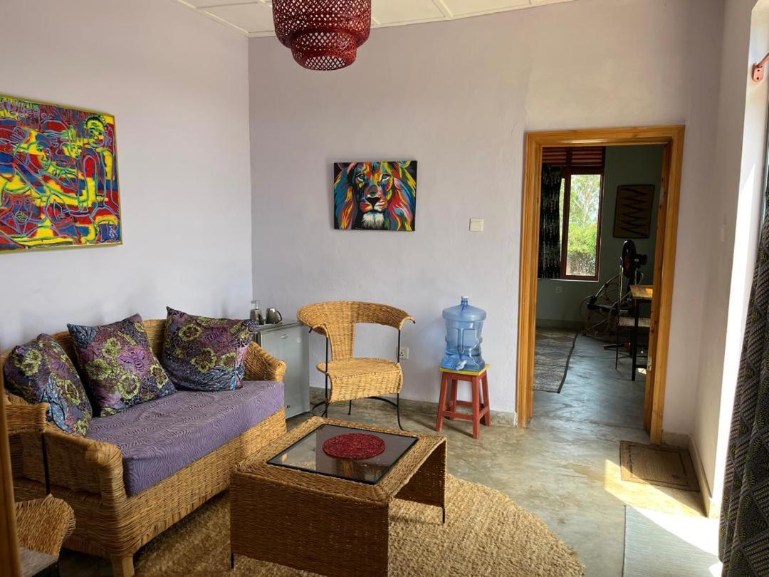 Amazi Land Home And Farm Stay Kibuye Exteriör bild