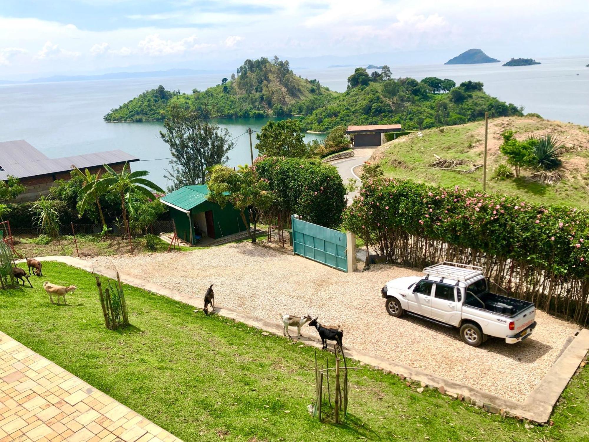 Amazi Land Home And Farm Stay Kibuye Exteriör bild